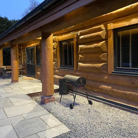 Ewes Water Log Cabins Langholm Luaran gambar