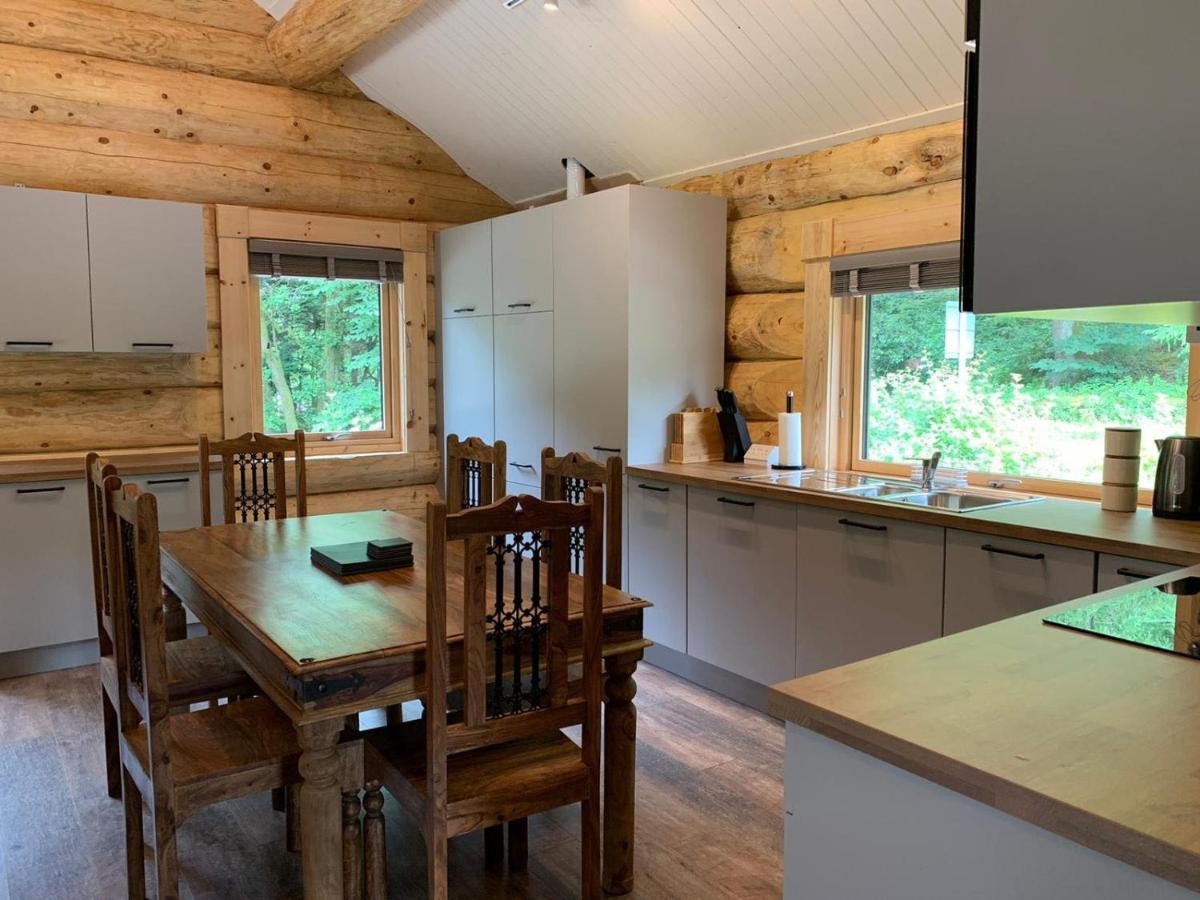 Ewes Water Log Cabins Langholm Luaran gambar