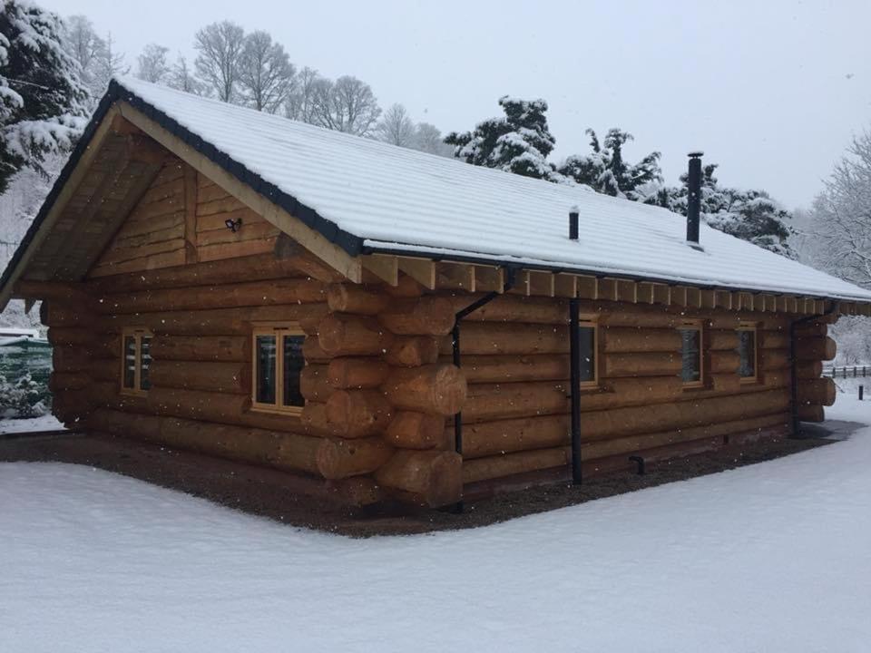 Ewes Water Log Cabins Langholm Luaran gambar