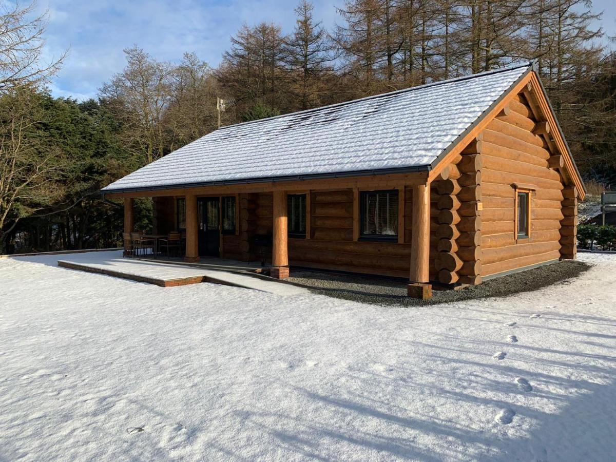 Ewes Water Log Cabins Langholm Luaran gambar