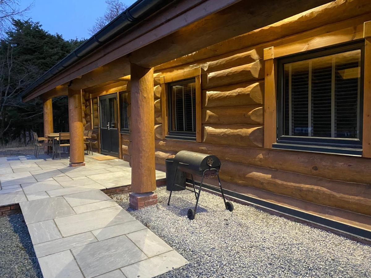 Ewes Water Log Cabins Langholm Luaran gambar