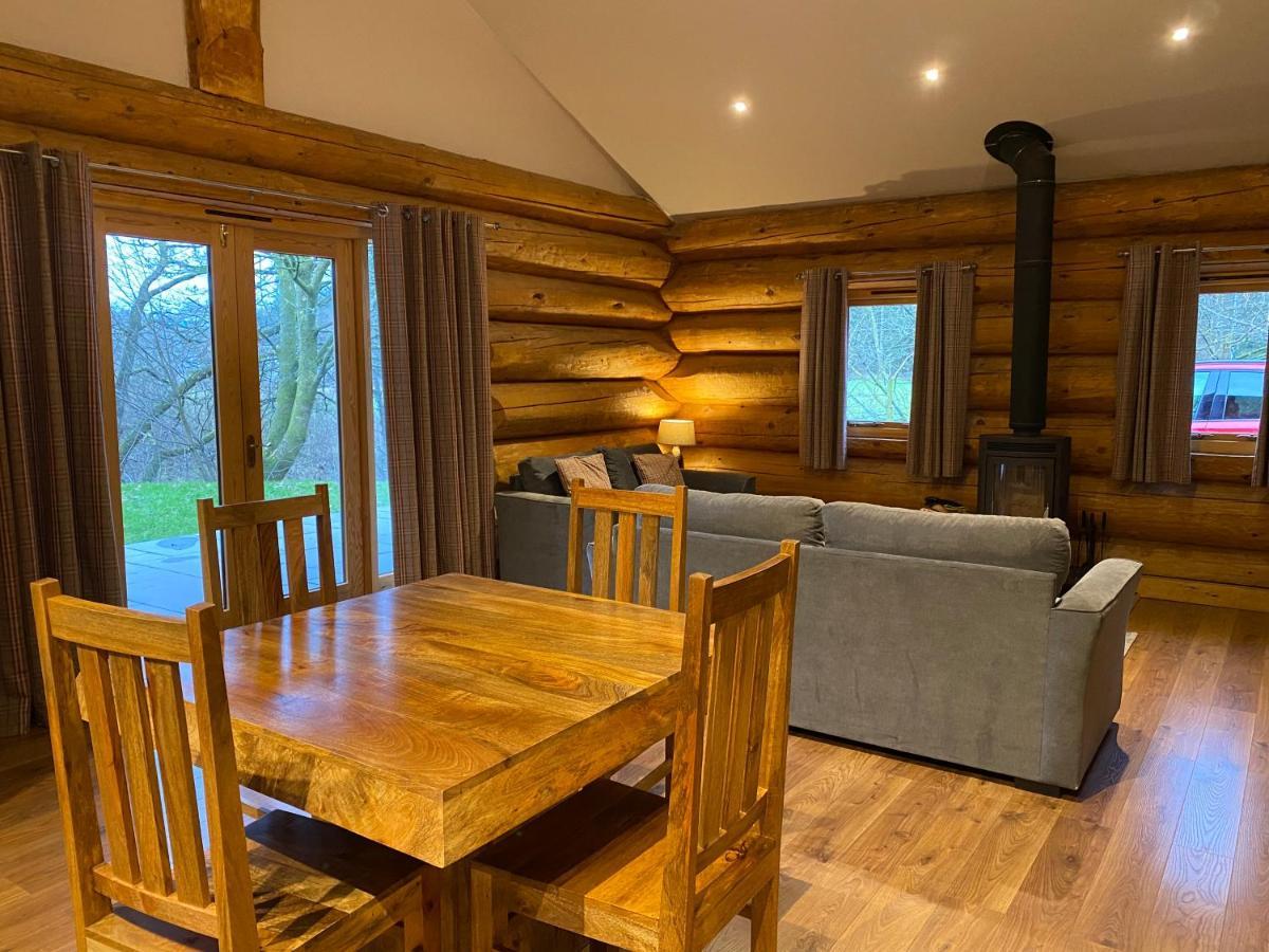 Ewes Water Log Cabins Langholm Luaran gambar