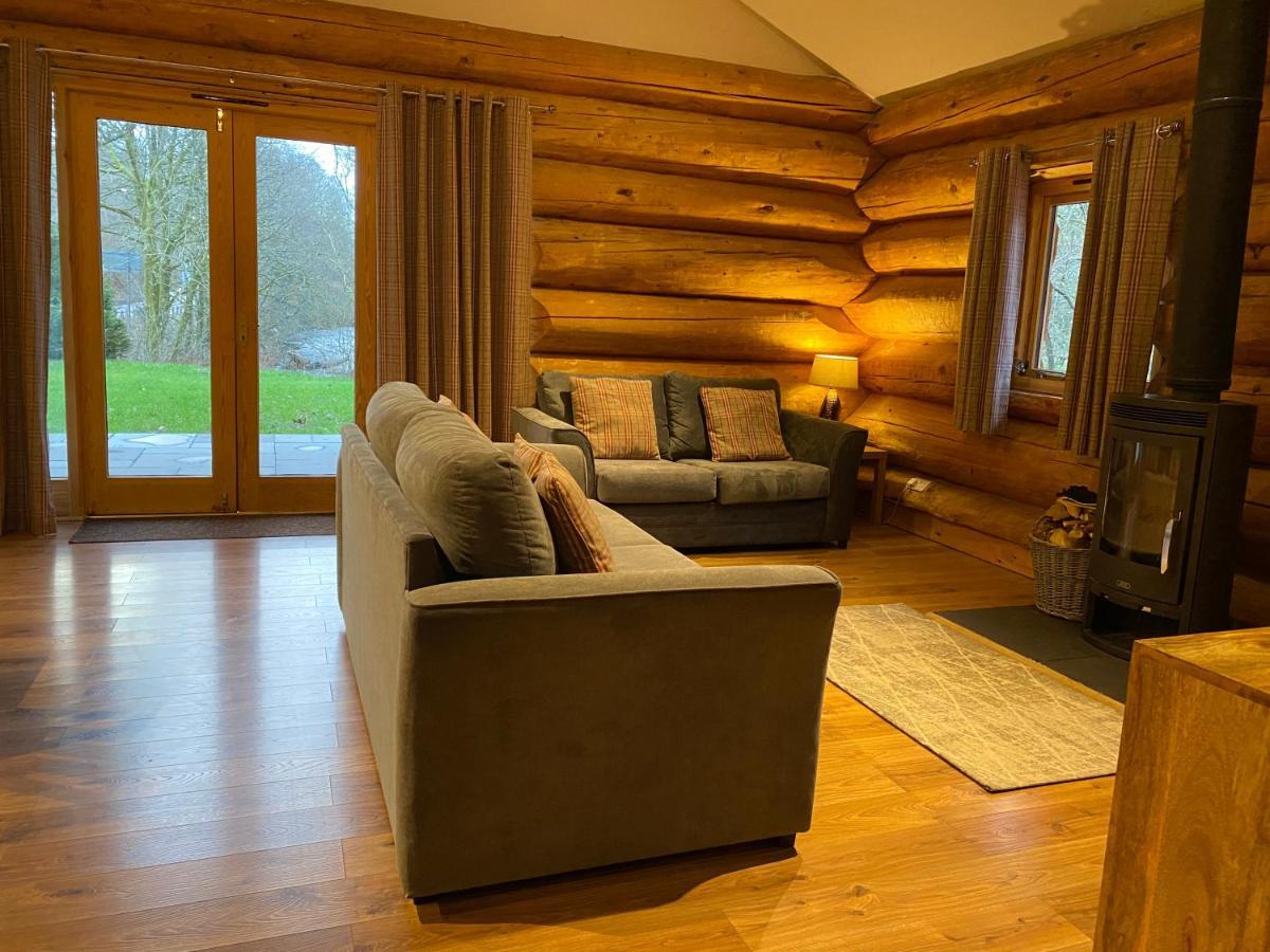 Ewes Water Log Cabins Langholm Luaran gambar